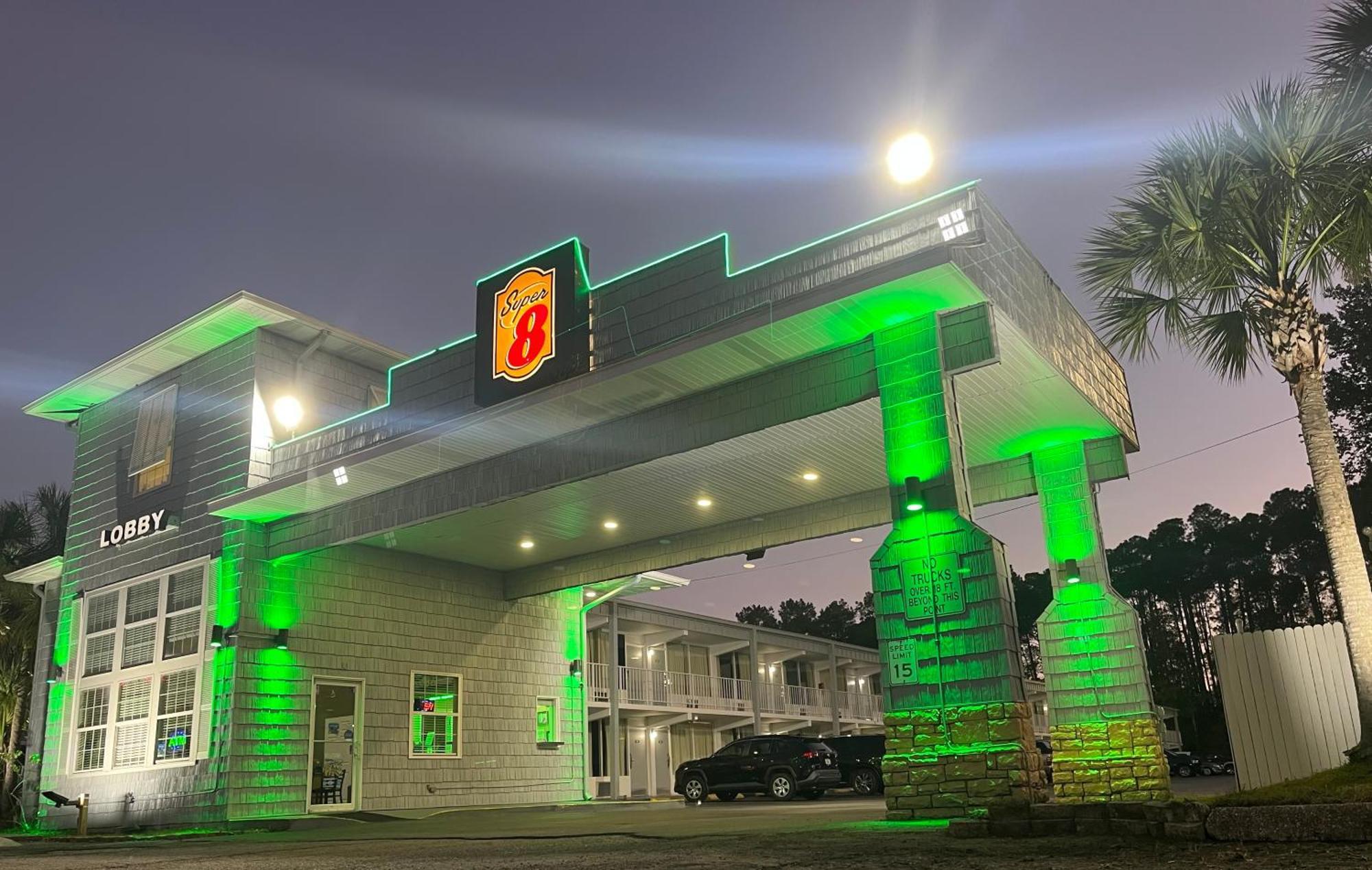 Super 8 By Wyndham Kingsland I-95 Naval Base Area Ξενοδοχείο Εξωτερικό φωτογραφία